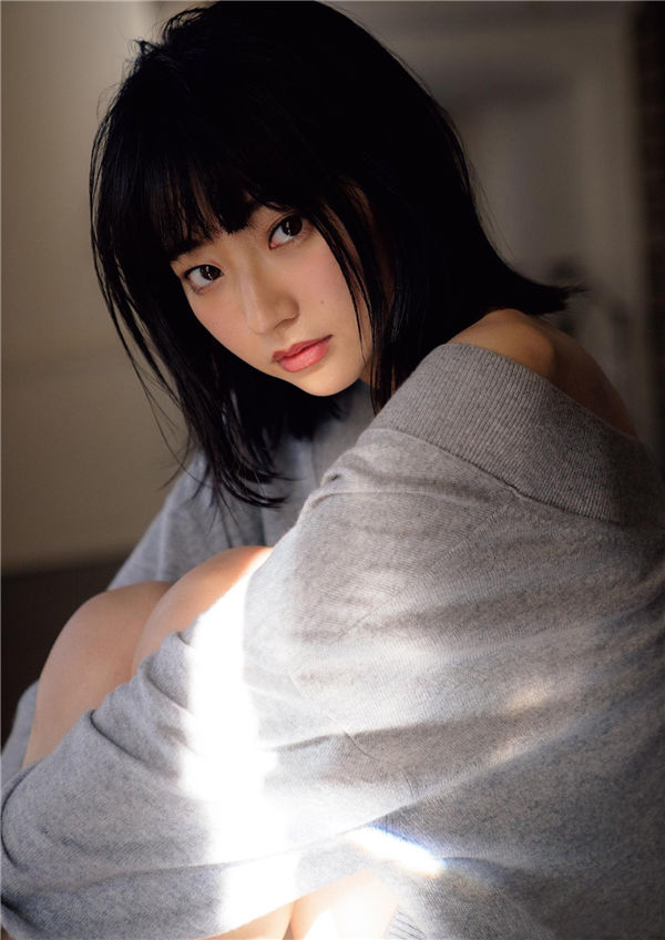 武田玲奈写真集《Rubeus》高清全本[112P]