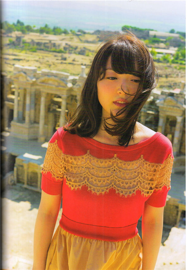 花泽香菜写真集《遠い口笛》高清全本[95P]