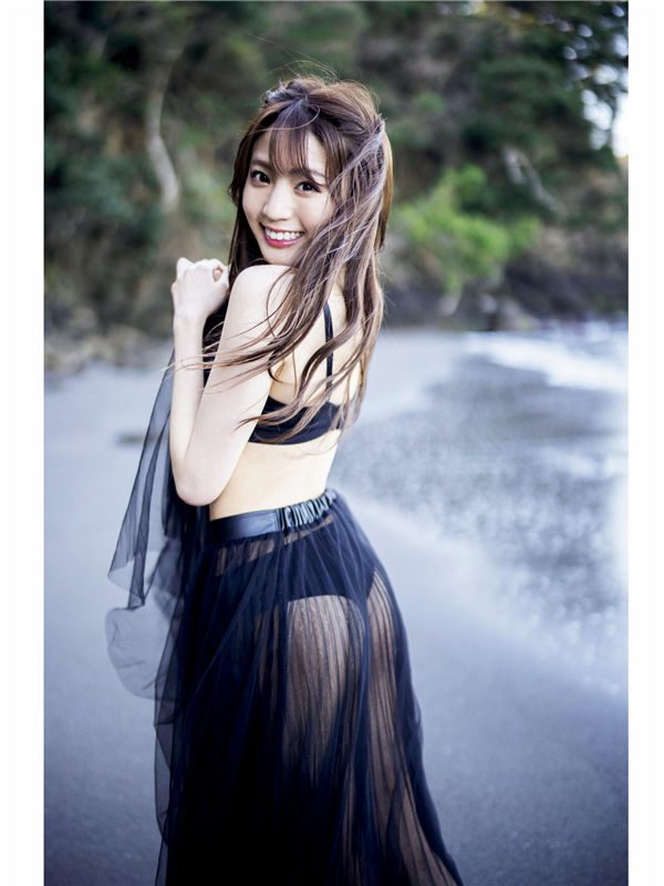 志田友美写真集《RESTART》高清全本[132P]