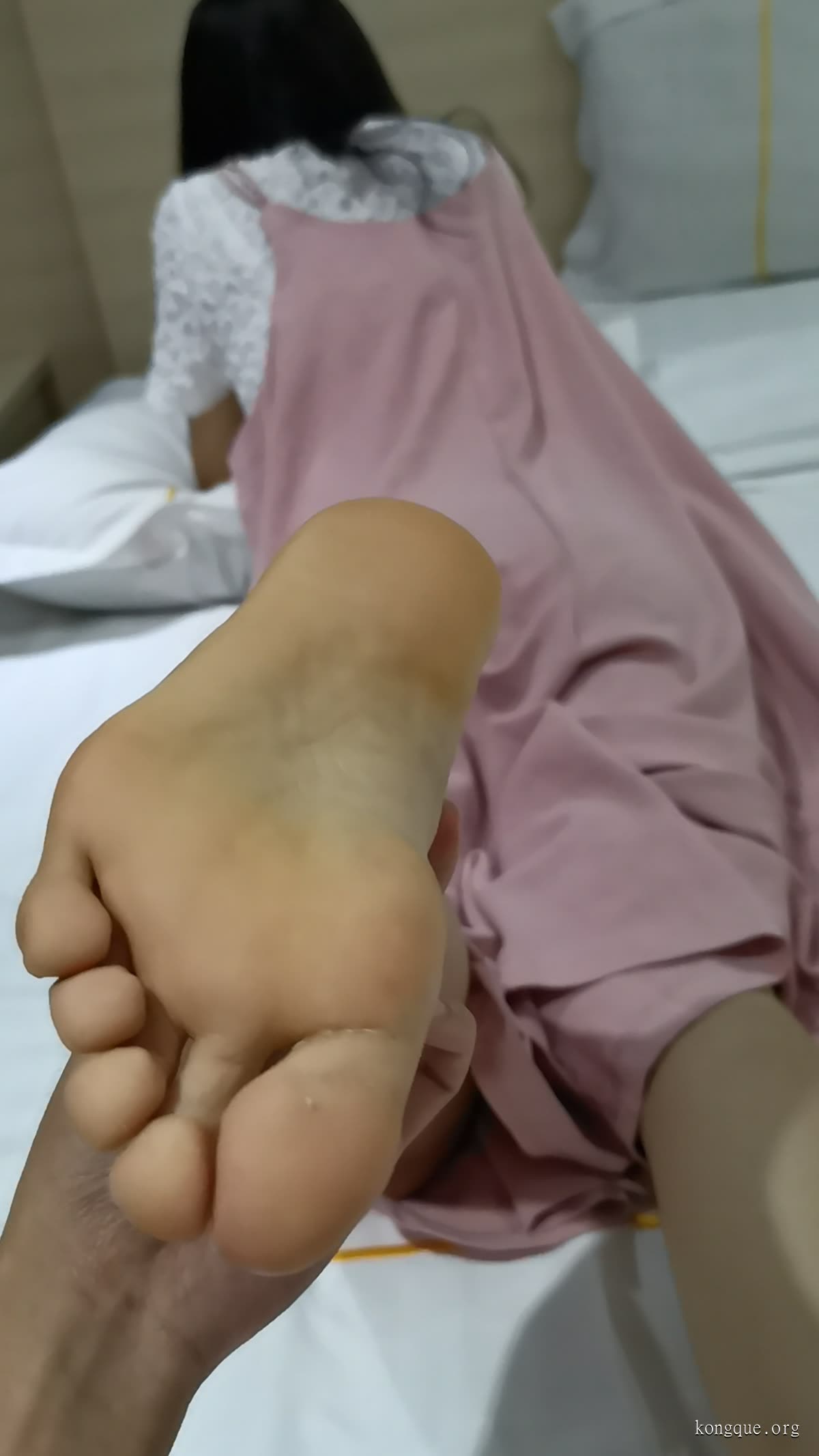 鱼鱼足影 - 全套足袜写真&amp;视频[91期-2024.8]