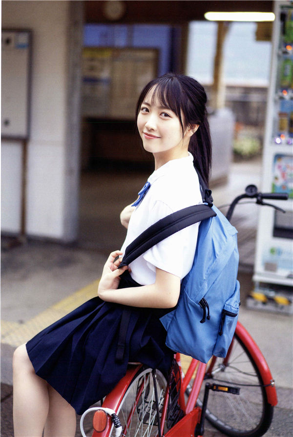 石田千穗1ST写真集《檸檬の季節》高清全本[148P]