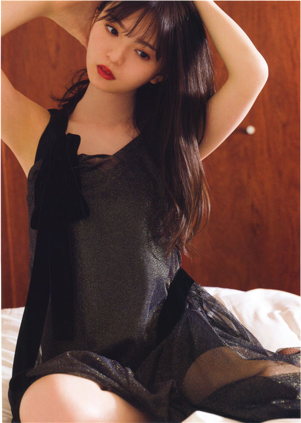 斋藤飞鸟写真集《WHITE graph 004 2020.11.26》高清全本[48P]