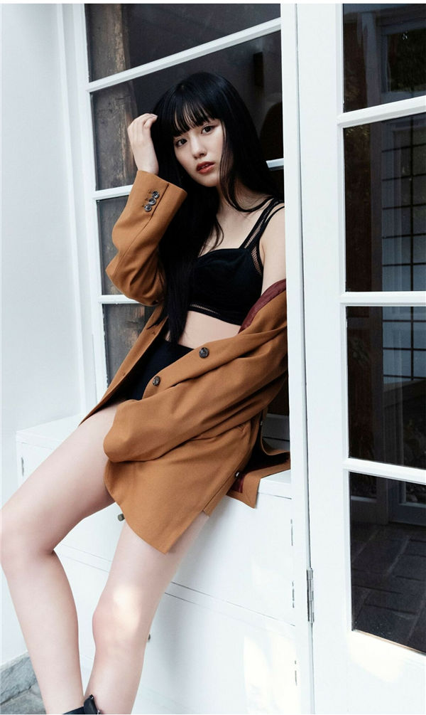 鹤嶋乃爱写真集《生まれながらにして女優。》高清全本[66P]