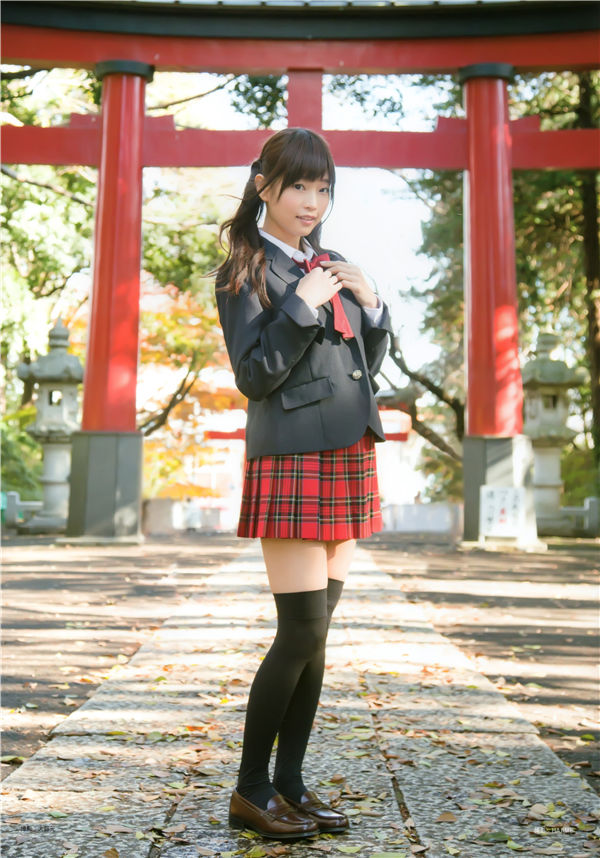 立花理香1ST写真集《どうも、立花です。》高清全本[128P]