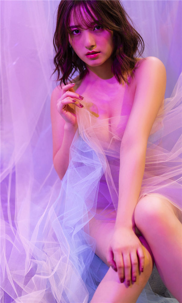 大和田南那写真集《妄想ラバーズ》高清全本[45P]