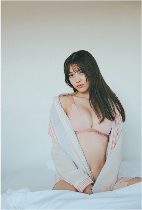 黑崎菜菜子写真集《フラッシュバック》高清全本[66P]