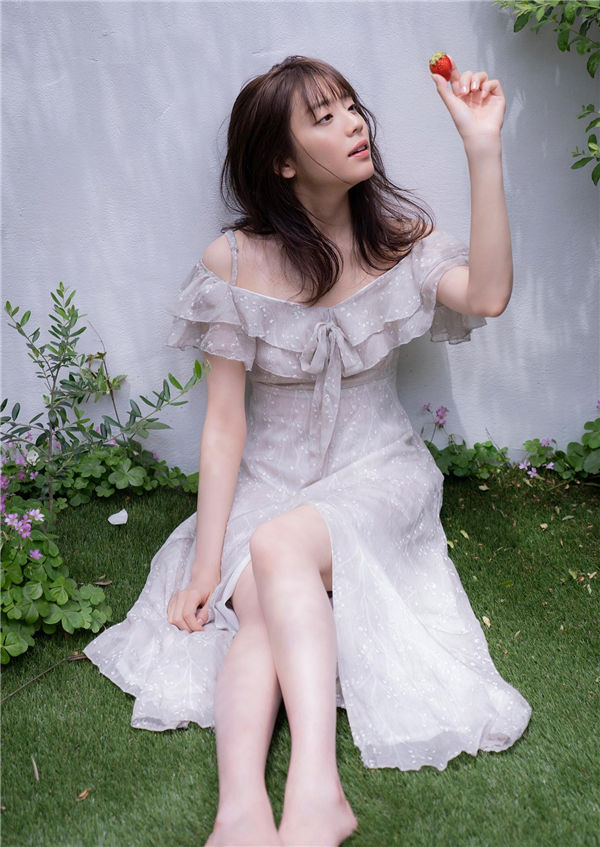 贵岛明日香写真集《Smile Tomorrow》高清全本[50P]