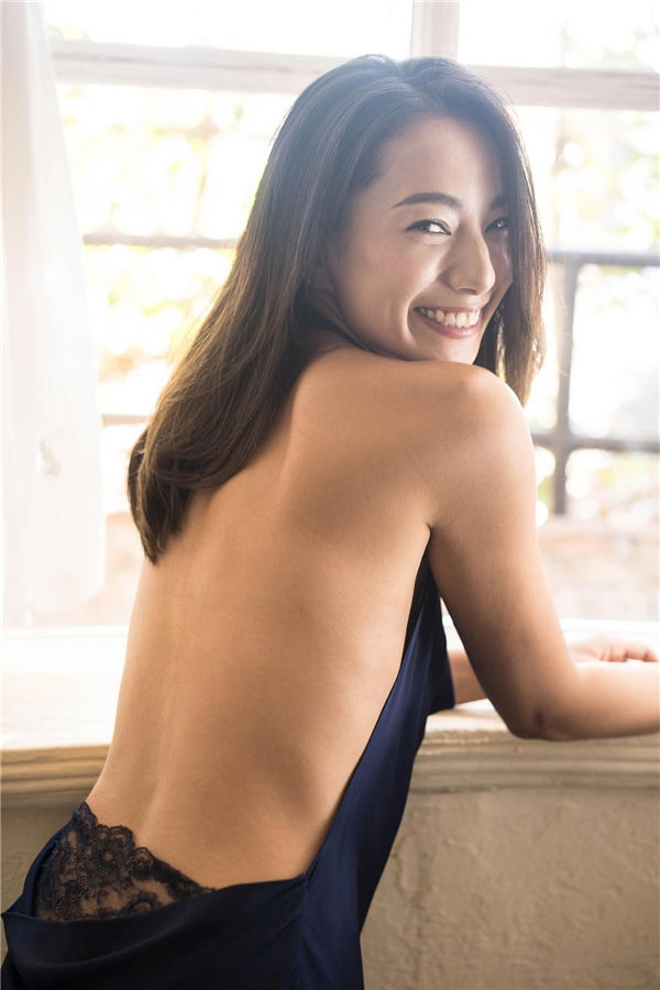 三船美佳写真集《奇跡のボディ》高清全本[59P]