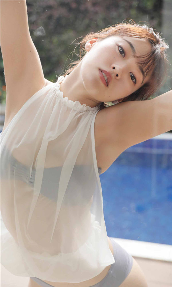 吉永亚由里写真集《ちびっこたちのヒロイン》高清全本[50P]