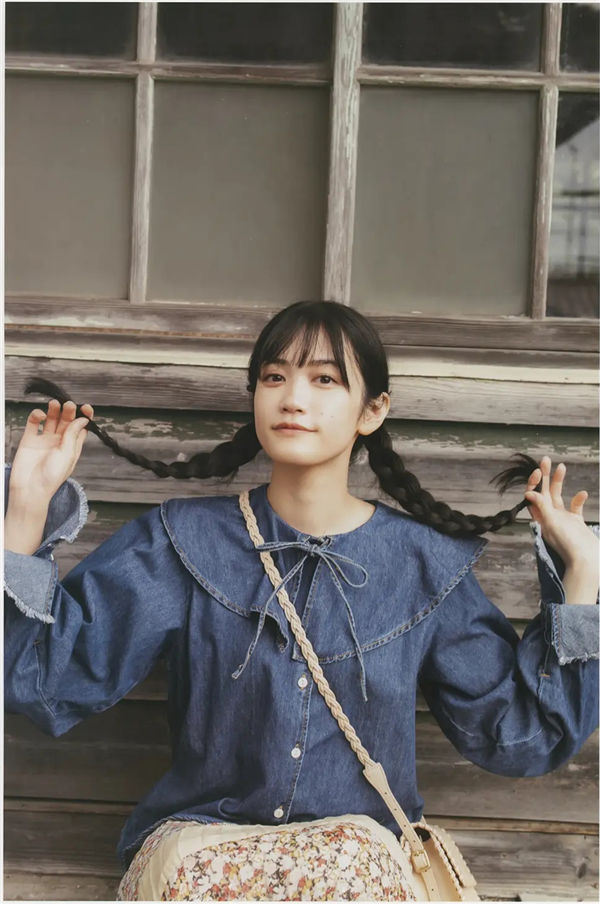 小泉萌香1ST写真集《きみやすみ》高清全本[123P]