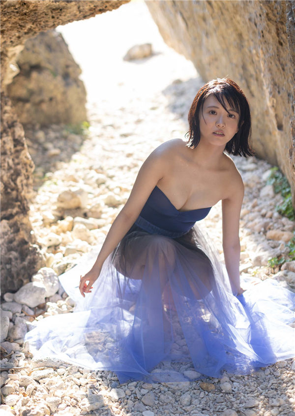 小柴美羽写真集《真夏の美羽に恋をして ＜後編＞》高清全本[58P]