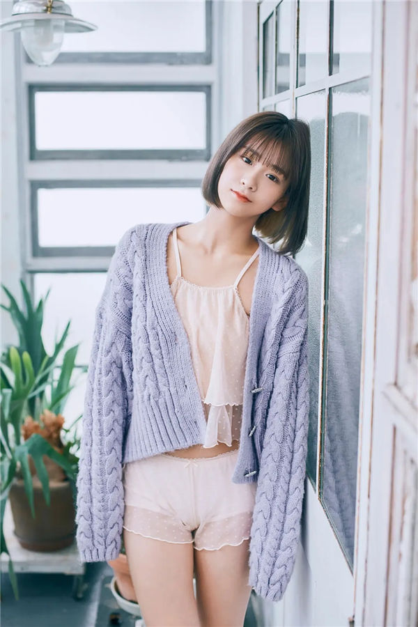 金子みゆ写真集《WHITE graph デジタル写真集》高清全本[64P]