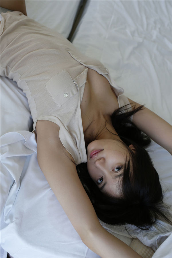 永尾玛利亚写真集《日曜午後に欲望ドライブ》高清全本[91P]