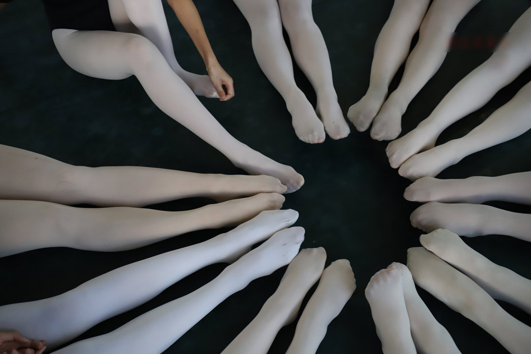 《大西瓜爱牙膏》全套4系合集随包视频(W系23套舞蹈生服饰),大小428G