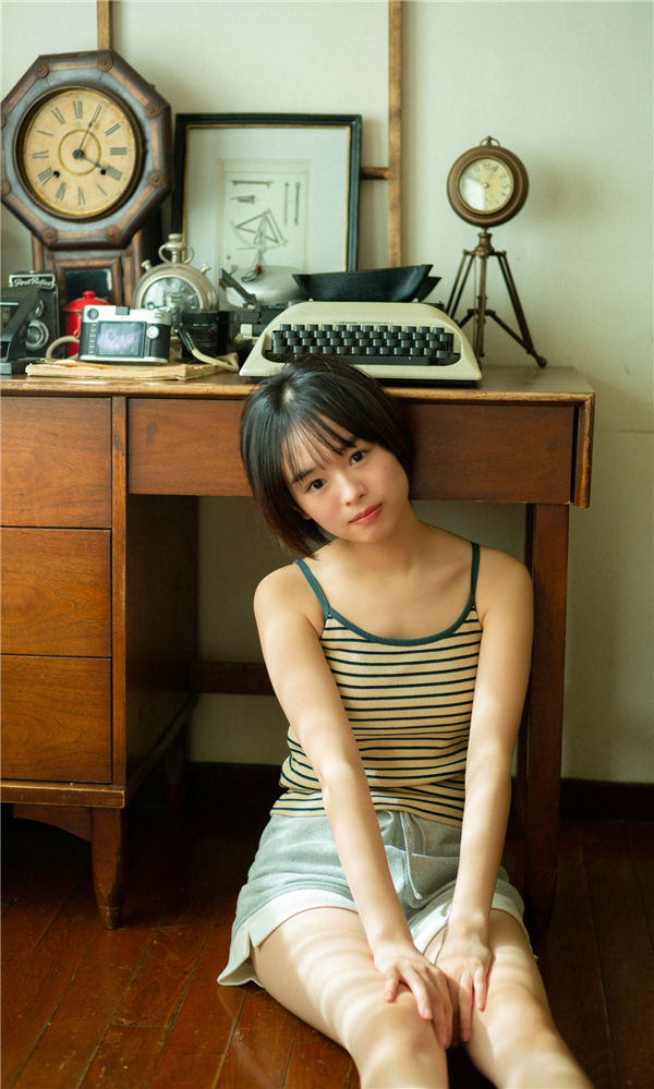 高仓萌香写真集《昨日、今日、そして明日》高清全本[56P]