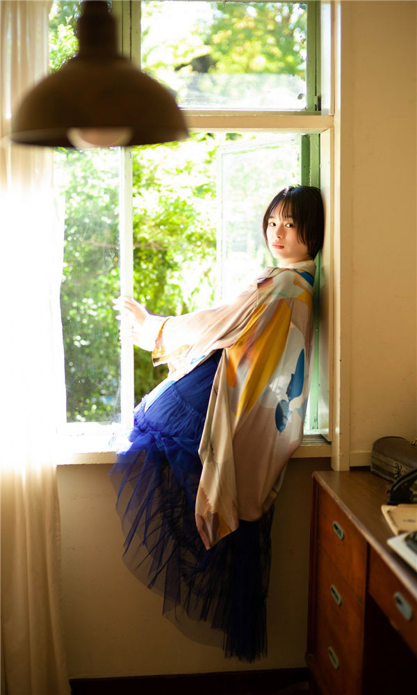 高仓萌香写真集《昨日、今日、そして明日》高清全本[56P]