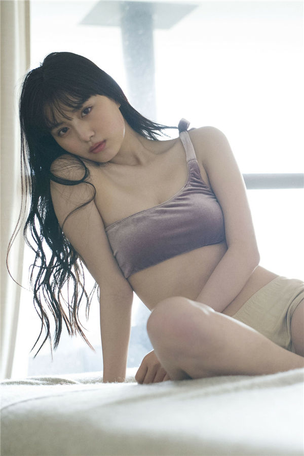 鹤嶋乃爱写真集《秘密》高清全本[225P]