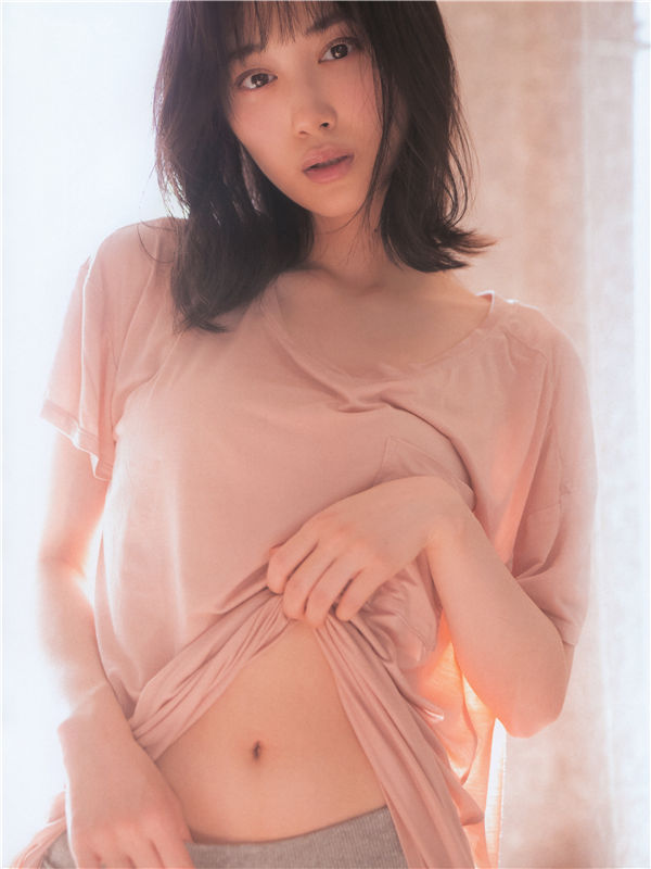 山下美月&amp;贺喜遥香&amp;井上和写真集《TRIANGLE magazine 01》高清全本[137P]