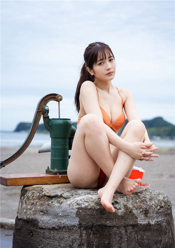 黑崎菜菜子写真集《セーラー服を脱がさないで!!》高清全本[45P]