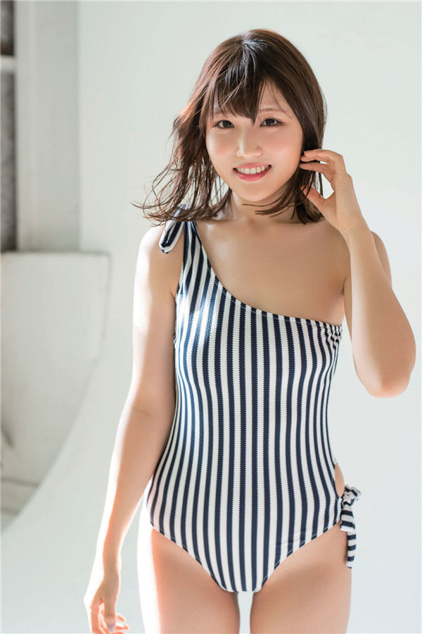 藤白れもん写真集《ビタミンビキニ》高清全本[55P]