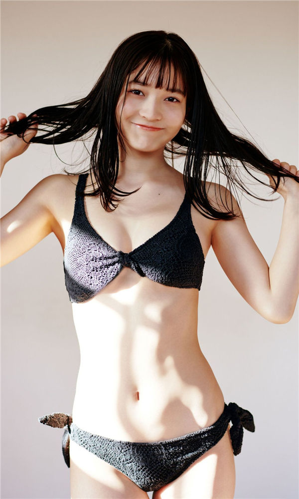 黑崎菜菜子写真集《聖なる気配》高清全本[85P]