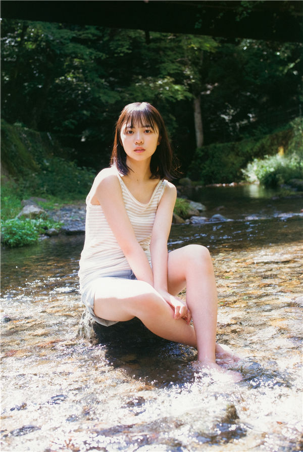 小坂菜绪&amp;金村美玖&amp;正源司阳子写真集《TRIANGLE magazine 02》高清全本[139P]