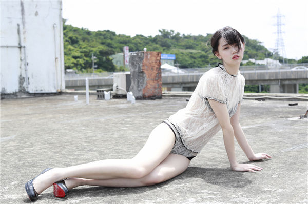 江野泽爱美写真集《[WPB-net] Extra EX620 Manami Enosawa 江野沢愛美「愛しのまなみん」》高清全本[71P]