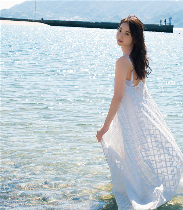 佐佐木希写真集《かくしごと》高清全本[178P]