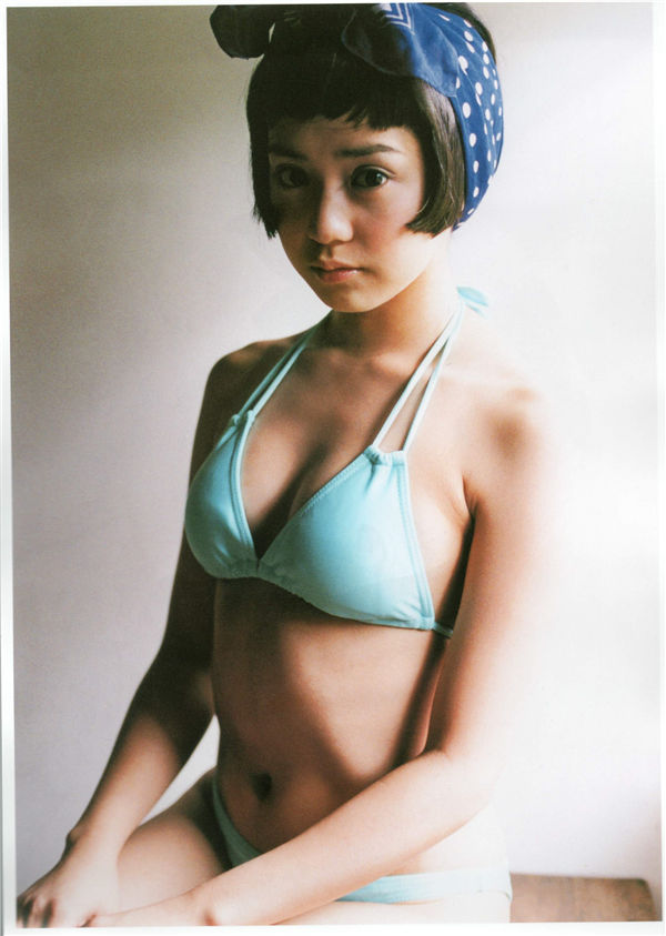 奥仲麻琴写真集《RUN RUN まこと》高清全本[156P]