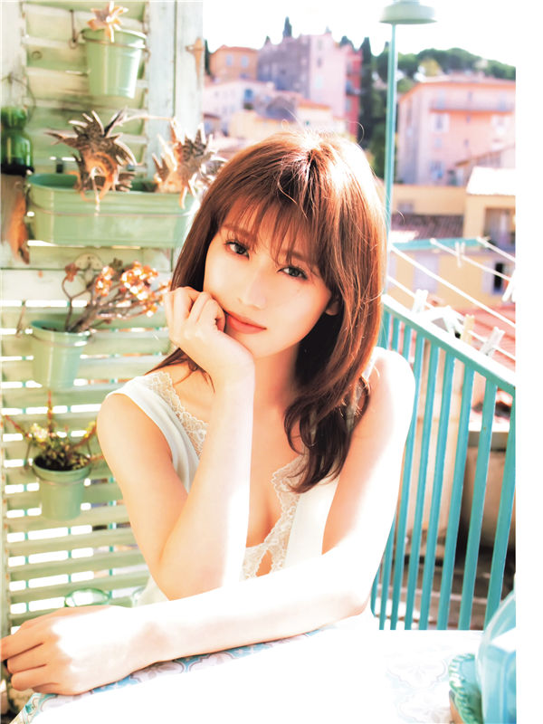 守屋茜1ST写真集《潜在意识》高清全本[164P]