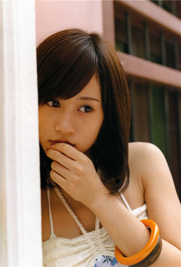 前田敦子1ST写真集《はいっ。》高清全本[94P]