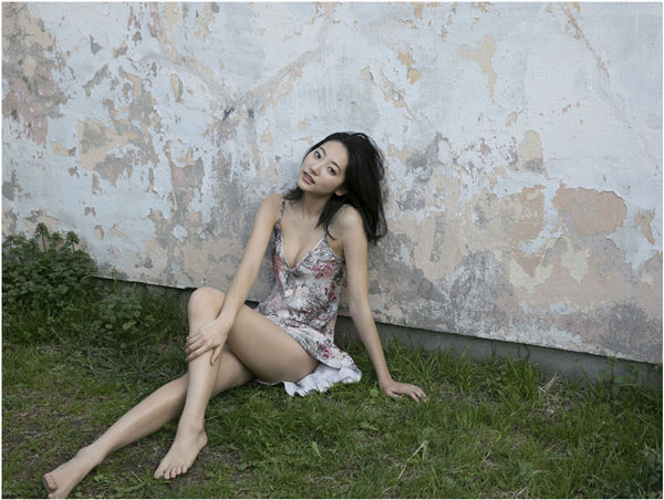 武田玲奈写真集《诱惑》高清全本[92P]