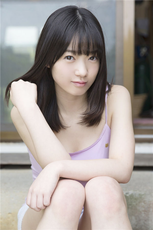 山岸理子写真集《Hello! Project Digital Books Vol.181 山岸理子》高清全本[100P]