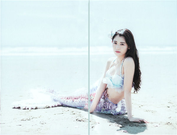 秋本帆华写真集《うたかたの夢》高清全本[60P+1V]