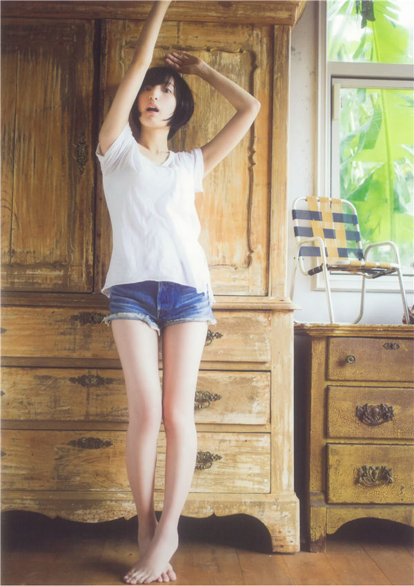 佐仓绫音1ST写真集《さくらのおと~佐倉綾音フォトブック~》高清全本[114P/2.2G]