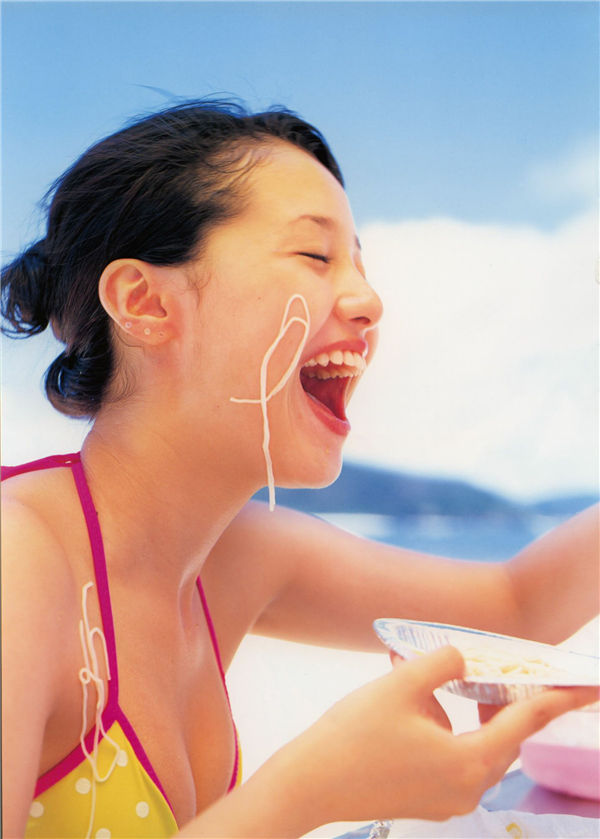 泽尻绘里香写真集《P‐CHU!》高清全本[113P]