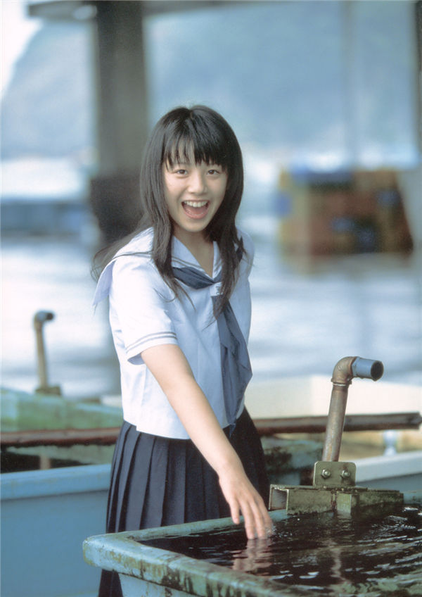 夏帆写真集《step in 小さき勇者たち ガメラ》高清全本[112P]