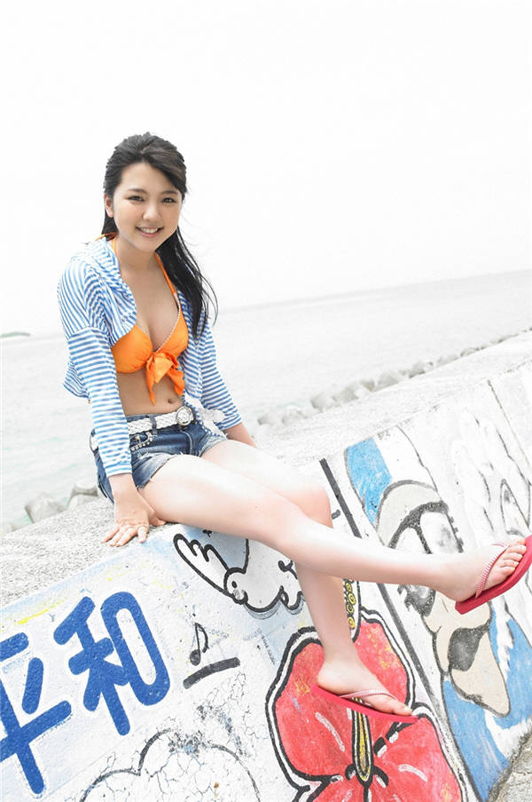 真野惠里菜写真集《[VYJ] No.100 Erina Mano 真野恵里菜》高清全本[59P]