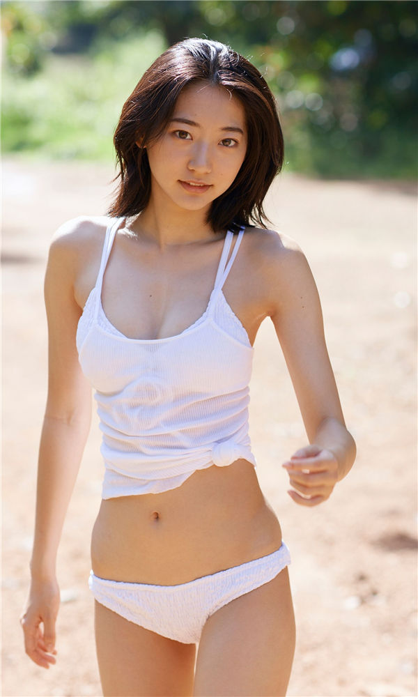 武田玲奈写真集《二十歳の秘め事》高清全本[66P]