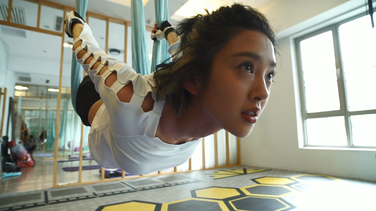 [明星]唐艺昕近距离拍摄瑜伽紧身高清视频[2v-3.95G-1080P] - OK写真