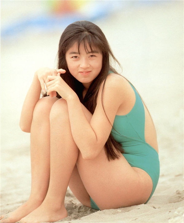 高冈早纪写真集《ROMANCERO》高清全本[66P]