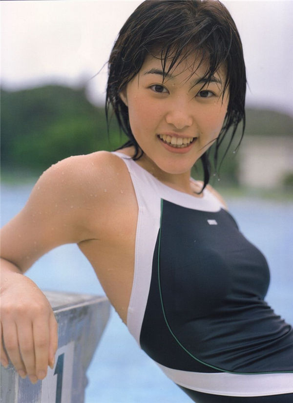 大久保绫乃写真集《本当に!》高清全本[86P]