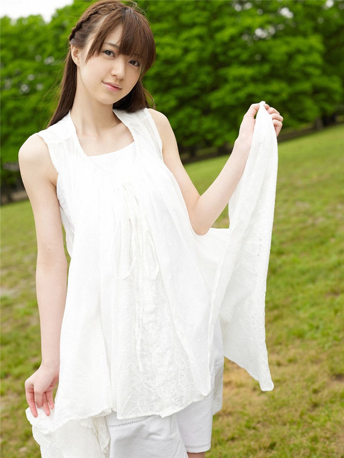 逢泽莉娜写真集《[Wanibooks] 2010年10月號 #76 逢沢りな》高清全本[213P]