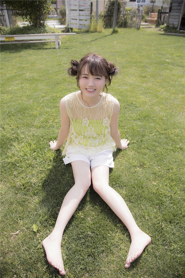 尾崎由香写真集《[YS Web] 2018-07-04 Vol.809 Yuka Ozaki 尾崎由香 ぼくは ただ きみと···》高清全本[72P]