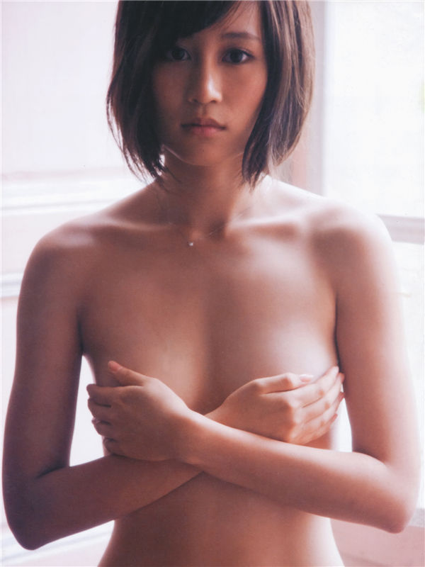 前田敦子写真集《不器用》高清全本[85P]