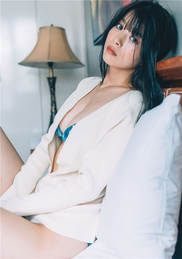 马场富美加写真集《ばばたび》高清全本[148P]