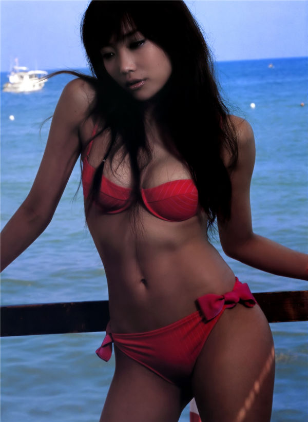 佐藤江梨子写真集《PERFECTNESS》高清全本[57P]