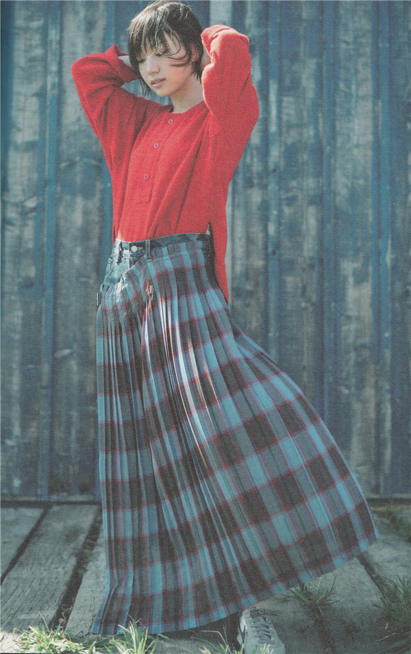 太田梦莉写真集《青》高清全本[82P]