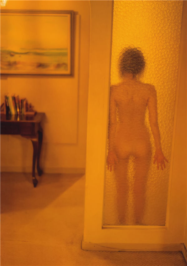 指原莉乃写真集《丑闻中毒》高清全本[140P]