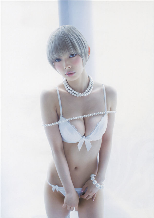 最上摩卡1ST写真集《MOGA》高清全本[131P]